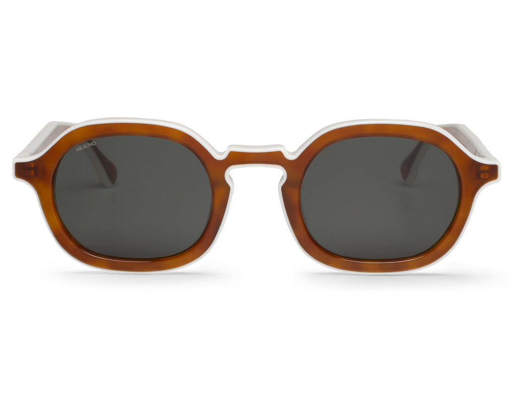 EL PATIO DE BERNARDA CAREY