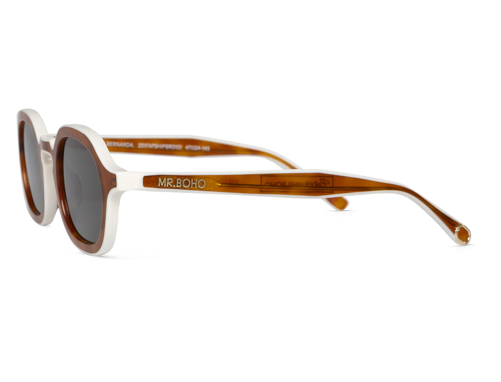 EL PATIO DE BERNARDA CAREY