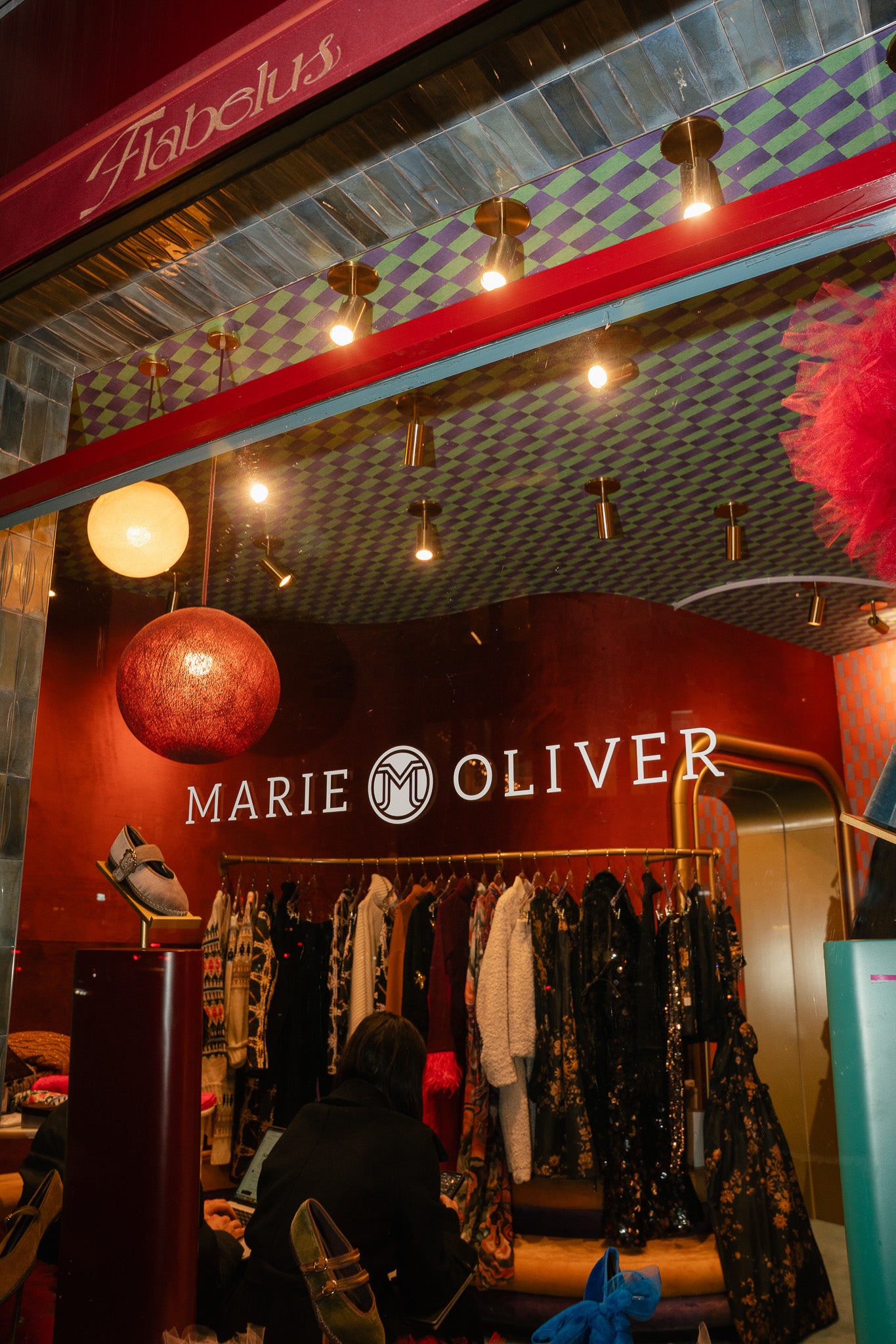 MARIE OLIVER chez Flabelus SoHo