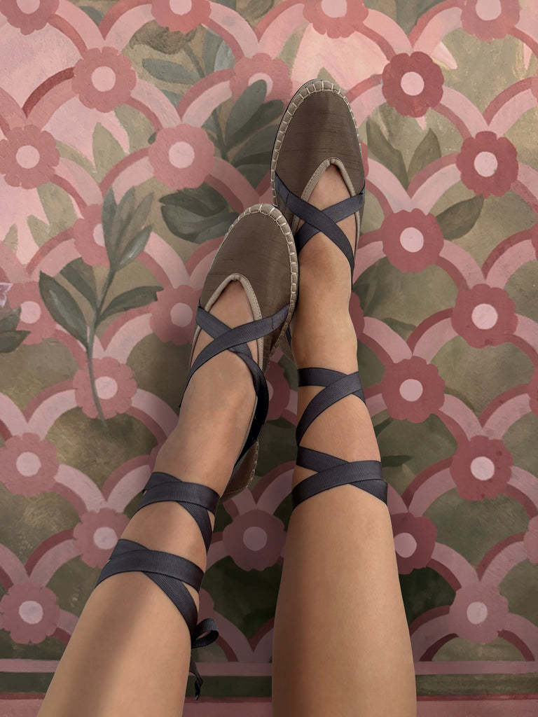 Eichiro Silk Ribbon Grey