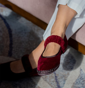 Velvet Shoes Burgundy Flat Dress Shoes Luna: Luxe Berry Velvet Velvet Shoes Burgundy Flat Dress Shoes Luna: Luxe Berry Velvet
