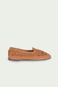 New In Woman – Flabelus