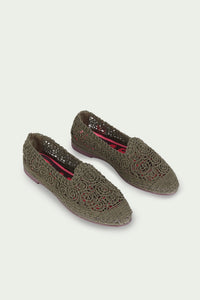 New In Woman – Flabelus