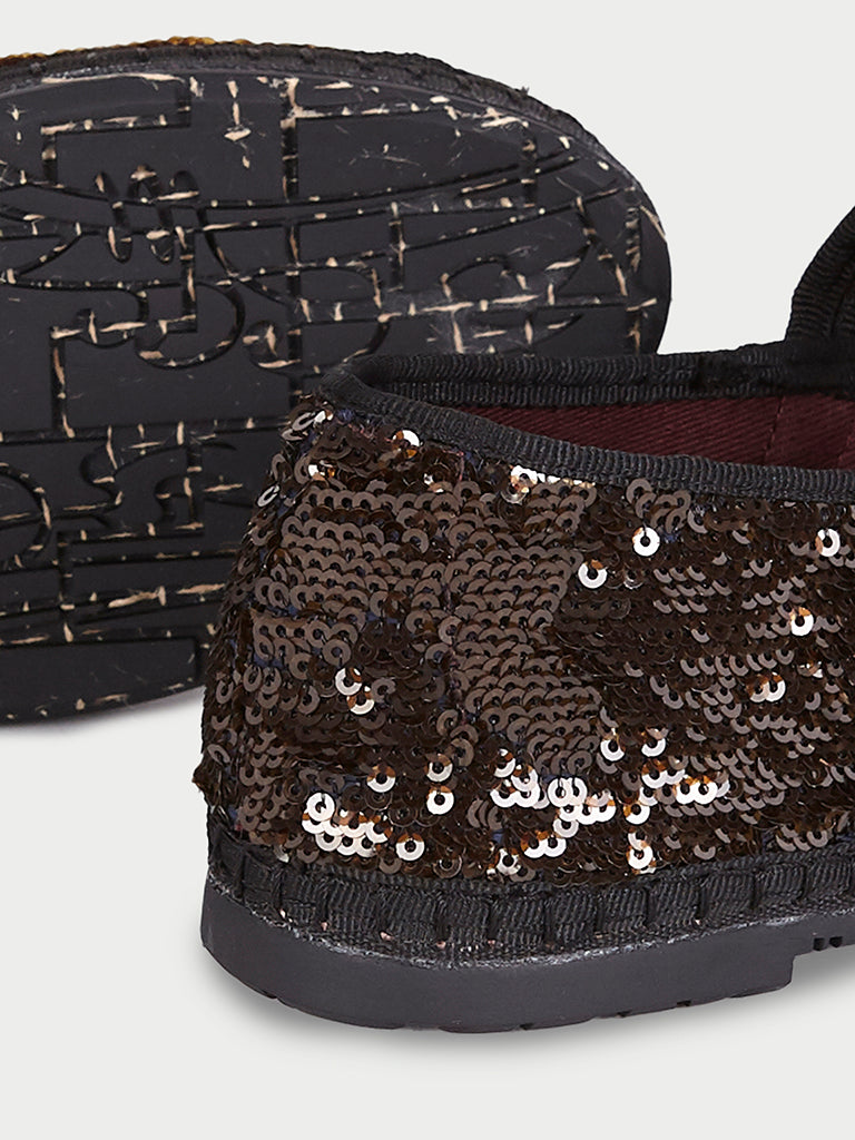 Pierre Sequins Brown