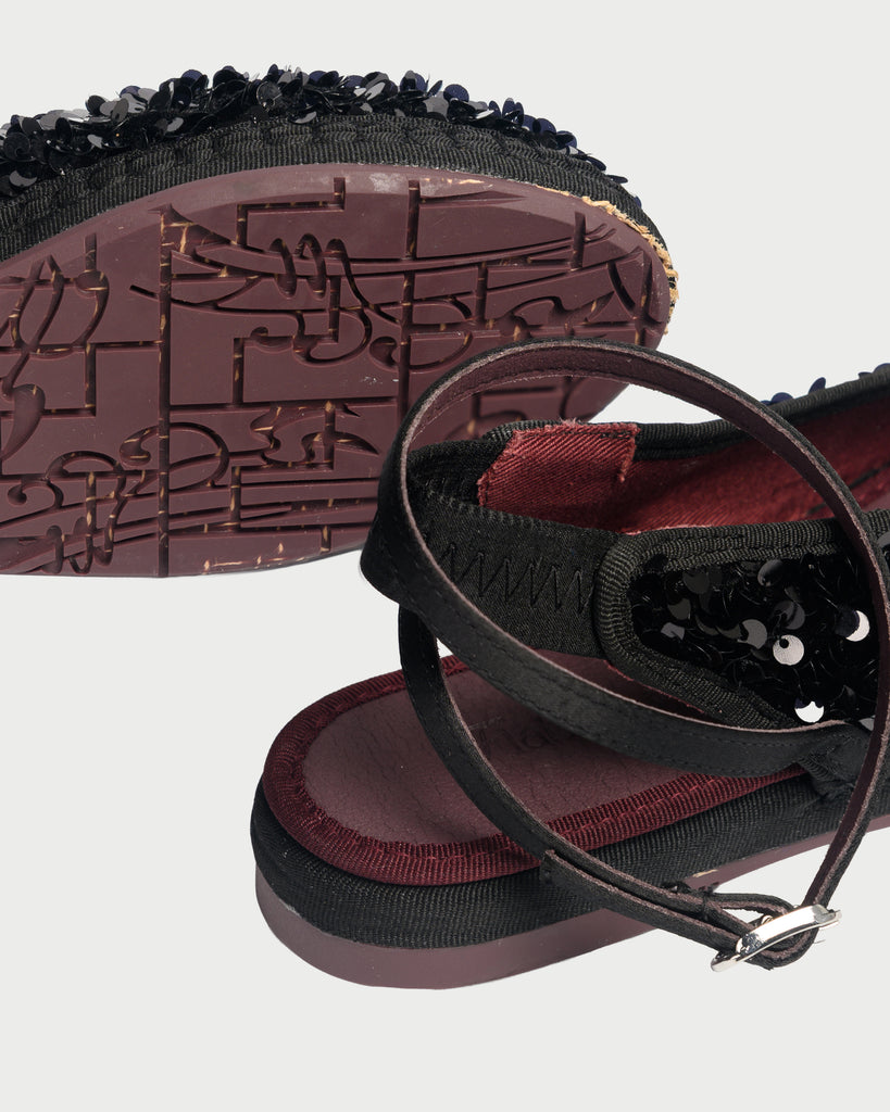 Flabelus X Sara Salamo Black