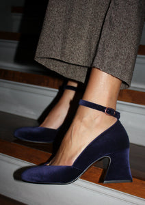 The D'Orsey Pumps Navy